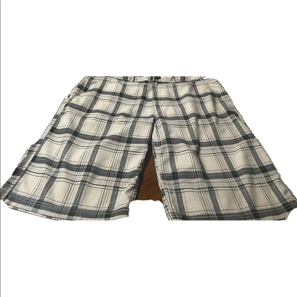 Bke Buckle Mens Blue & White Athletic Fit Shorts!